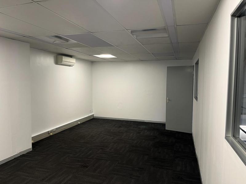 To Let Commercial Property for Rent in Paarden Eiland Western Cape